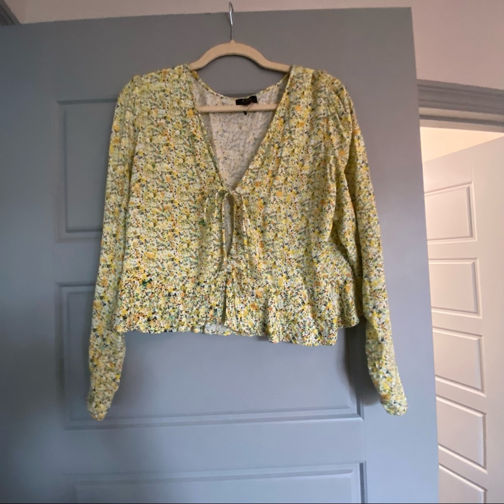 NWOT SHIRT (L)